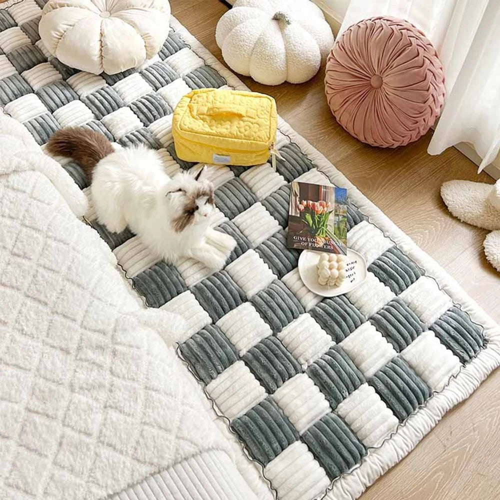 Petravelcn Dog Bed Mat Warm Cushion Anti Slip Cover